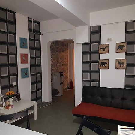 Vogue Hostel Bucharest Luaran gambar