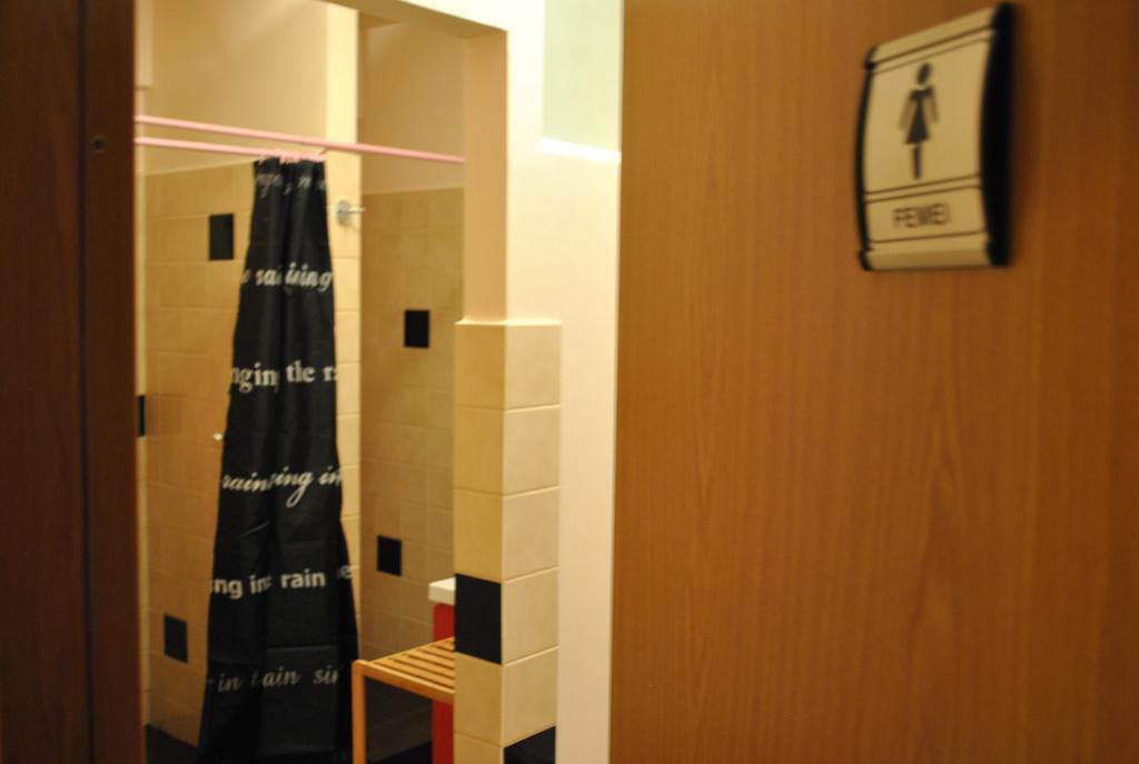 Vogue Hostel Bucharest Bilik gambar