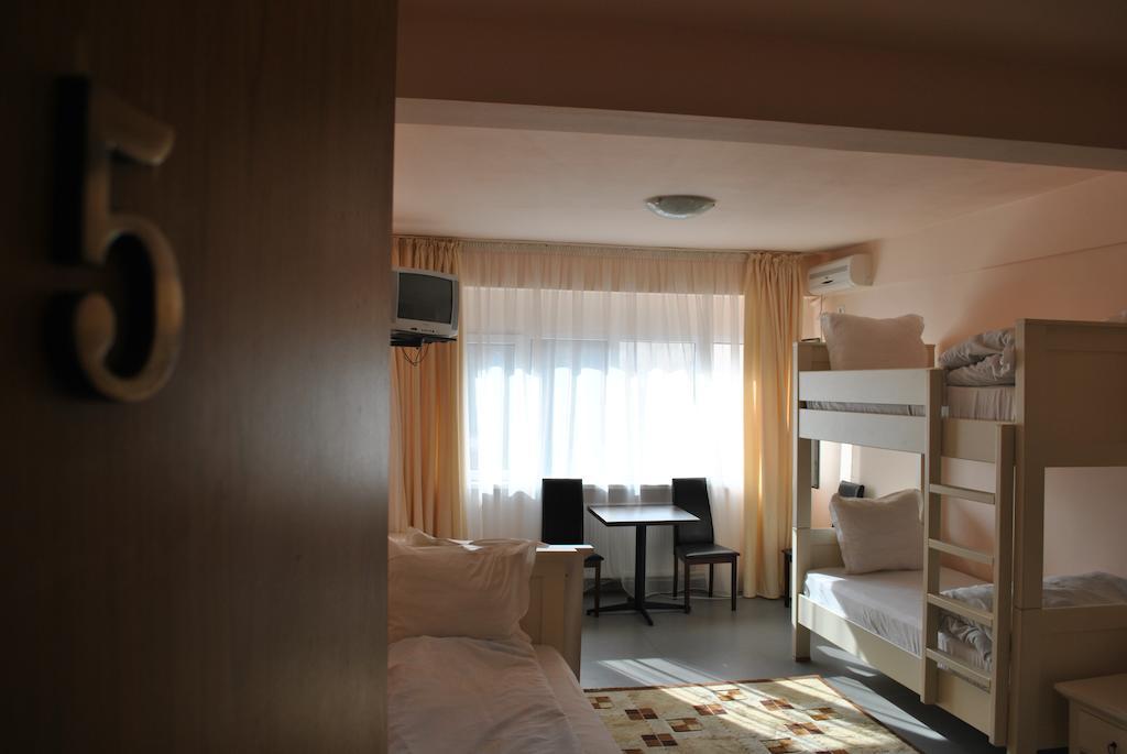 Vogue Hostel Bucharest Bilik gambar