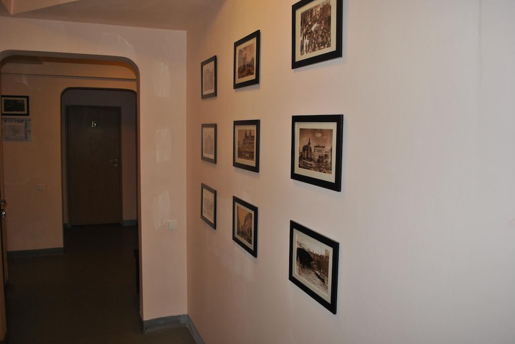 Vogue Hostel Bucharest Luaran gambar