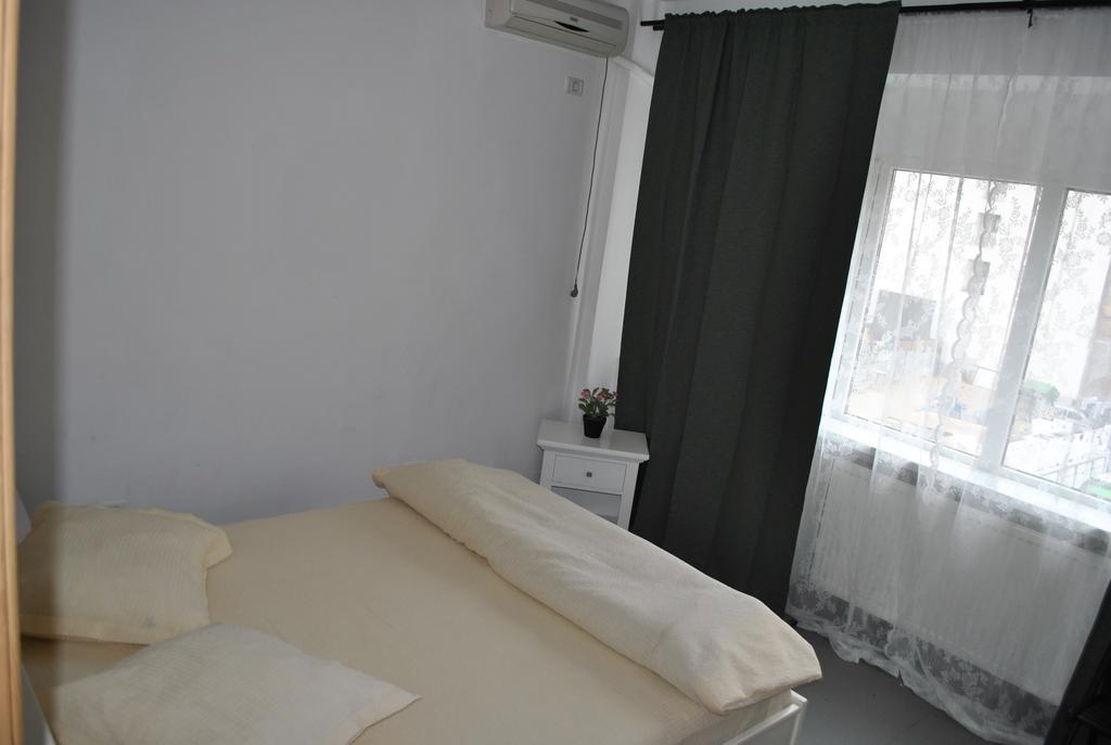 Vogue Hostel Bucharest Luaran gambar
