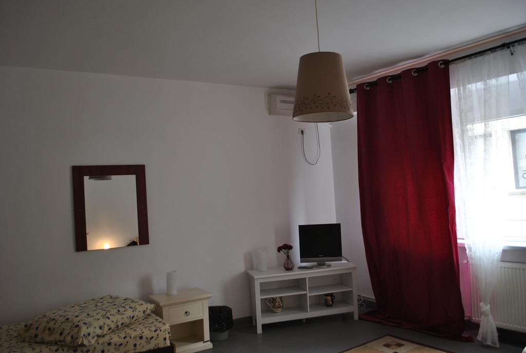 Vogue Hostel Bucharest Luaran gambar