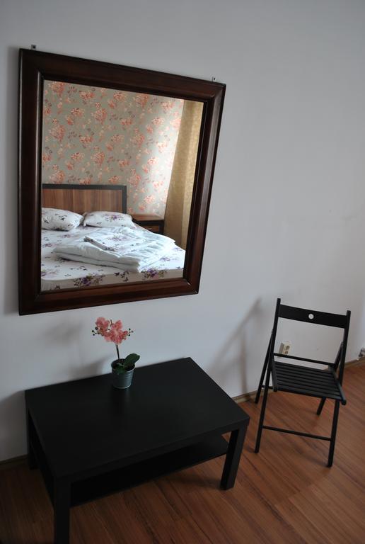 Vogue Hostel Bucharest Luaran gambar
