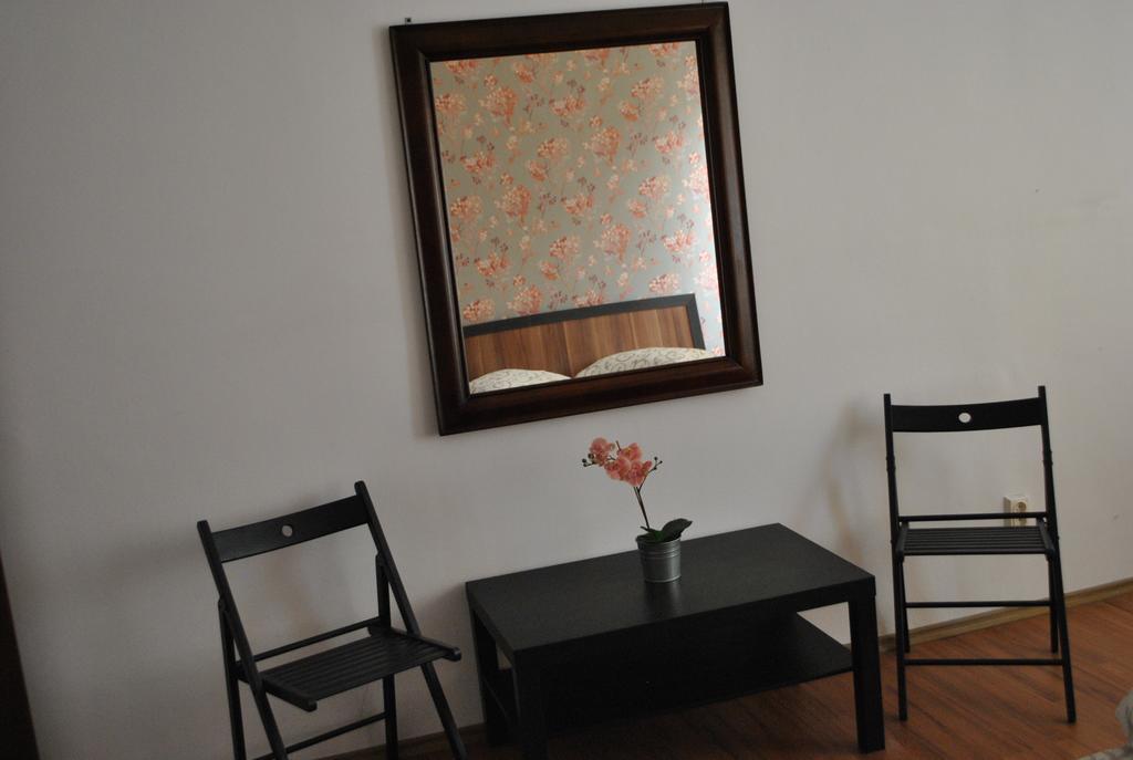 Vogue Hostel Bucharest Luaran gambar
